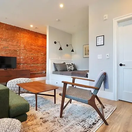9 Suites At Prince Street Inn